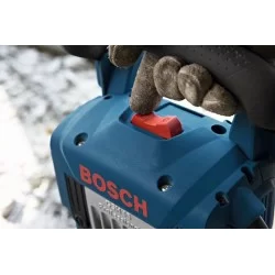 Brise-béton Bosch GSH 16-30 porte-outil six pans 1750W 41J en coffret à roulettes avec accessoires