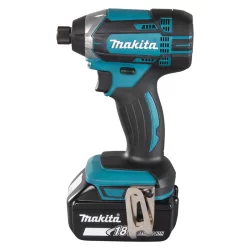 Visseuse à choc Makita DTD152RMJ 18 V Li-Ion avec 2 batteries 4 Ah et chargeur