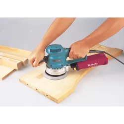 Ponceuse excentrique orbitale Makita BO6030J diamètre 150 mm 310W