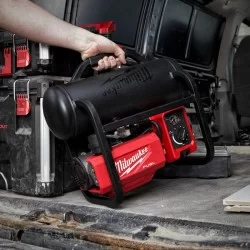 Compresseur de chantier Milwaukee M18FAC-0 7.6 litres