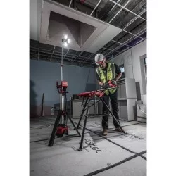 Projecteur trépied Milwaukee M18 HOSALC-0 (sans batterie ni chargeur)