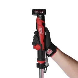 Pompe canne à eau Milwaukee M12 BSWP-601 avec batterie 12V 6Ah et chargeur