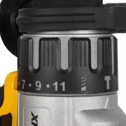 Perceuse-visseuse à percussion 18V Dewalt DCD996NT-XJ