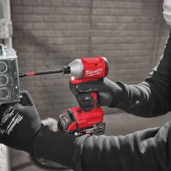 Visseuse à chocs Milwaukee M18 (vendu sans batterie ni chargeur)