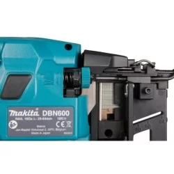 Cloueur Makita DBN600RTJ 18 V Li-Ion avec 2 batteries 5 Ah et chargeur en coffret